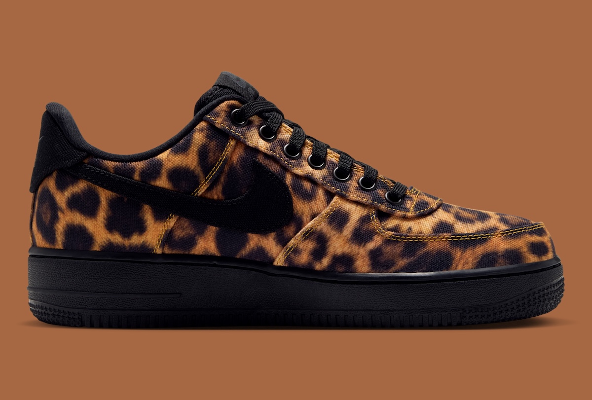 Nike Air Force 1 Low Leopard JA5714-900 full pair laid out