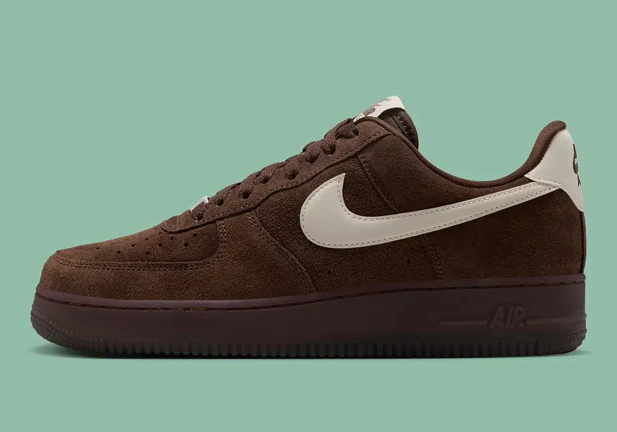 Nike Air Force 1 Low Cacao Wow IQ0136-200 lateral view