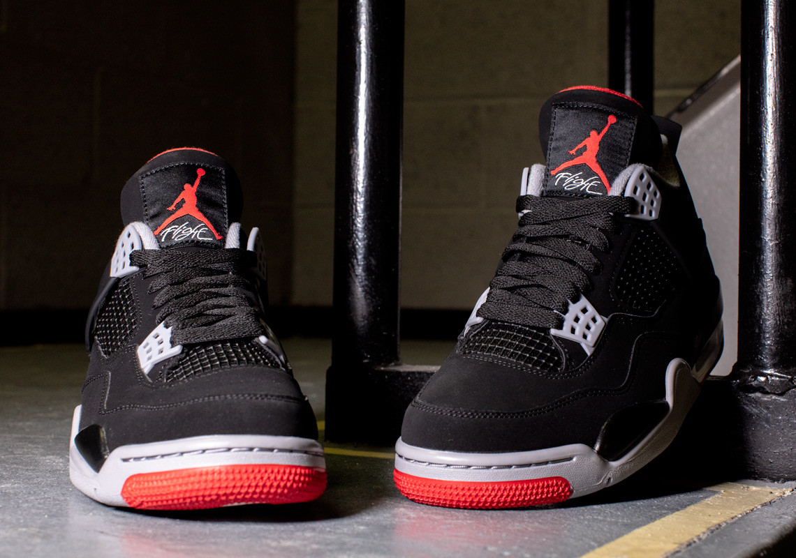 Air Jordan 4 Bred 2019 outsole view showing herringbone traction pattern