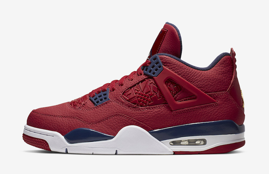 Air Jordan 4 FIBA lateral side view
