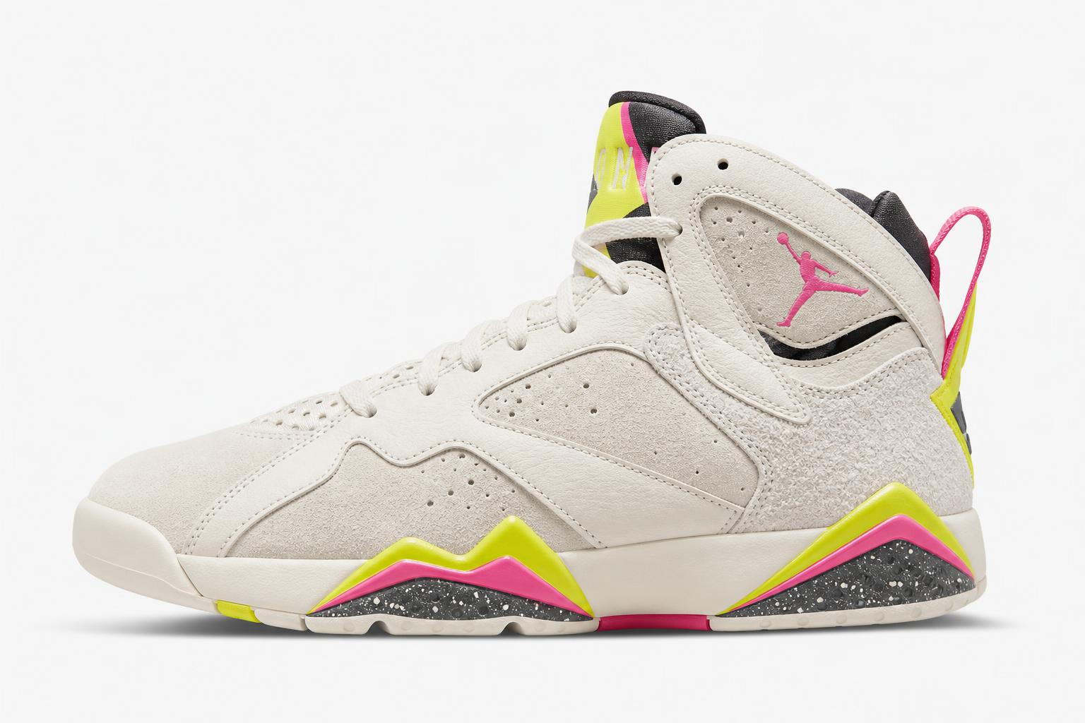 Air Jordan 7 Tennis Day side profile Phantom base