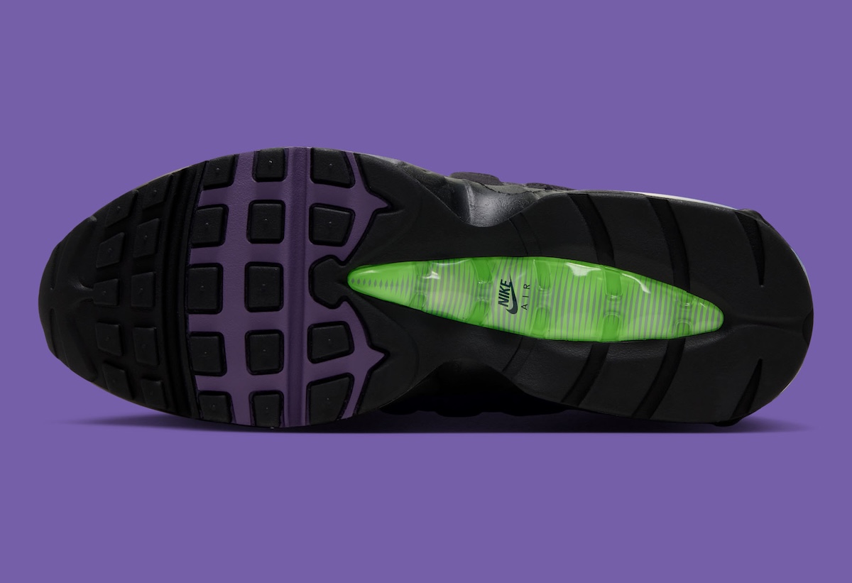 Nike Air Max 95 Joker alternate angle showing bright green midfoot