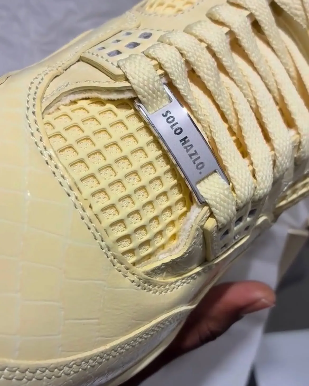 J Balvin x Air Jordan 4 Lemonade heel