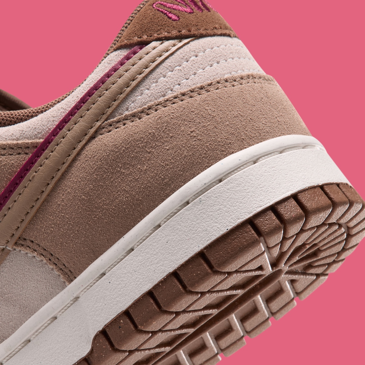 Nike Dunk Low Double Swoosh Khaki outsole with speckled brown rubber