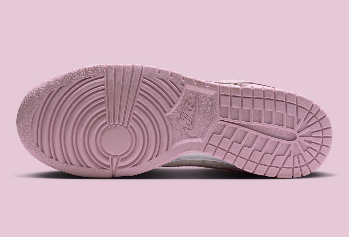 Nike Dunk Low Pink Foam IX5101-101 pair shot