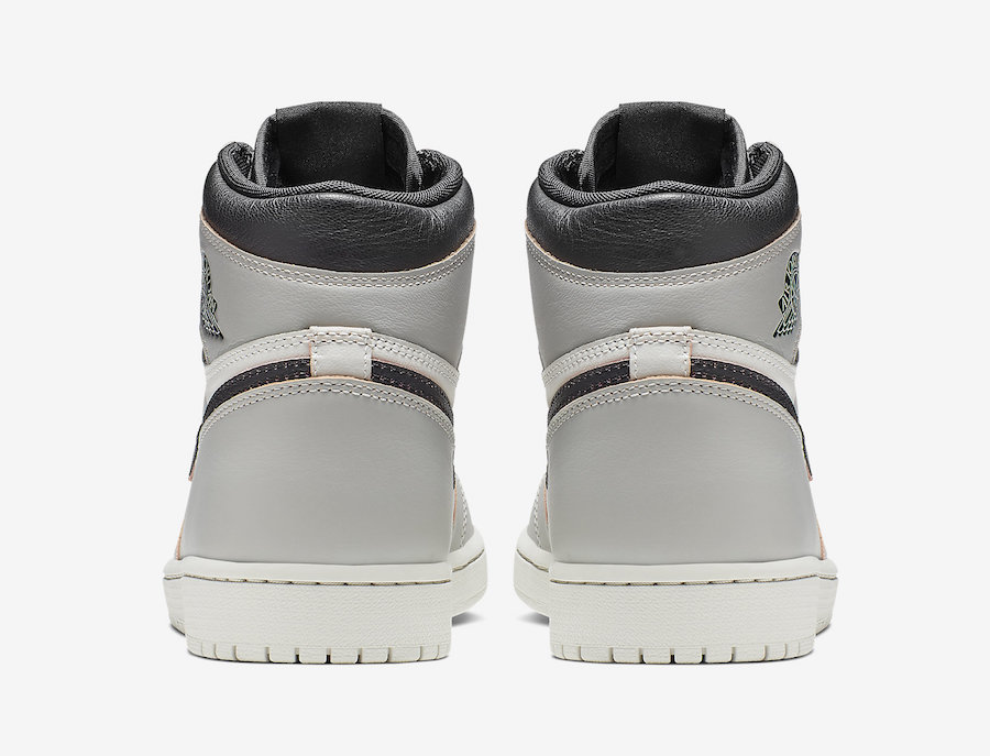 Nike SB x Air Jordan 1 Light Bone pair both shoes product shot