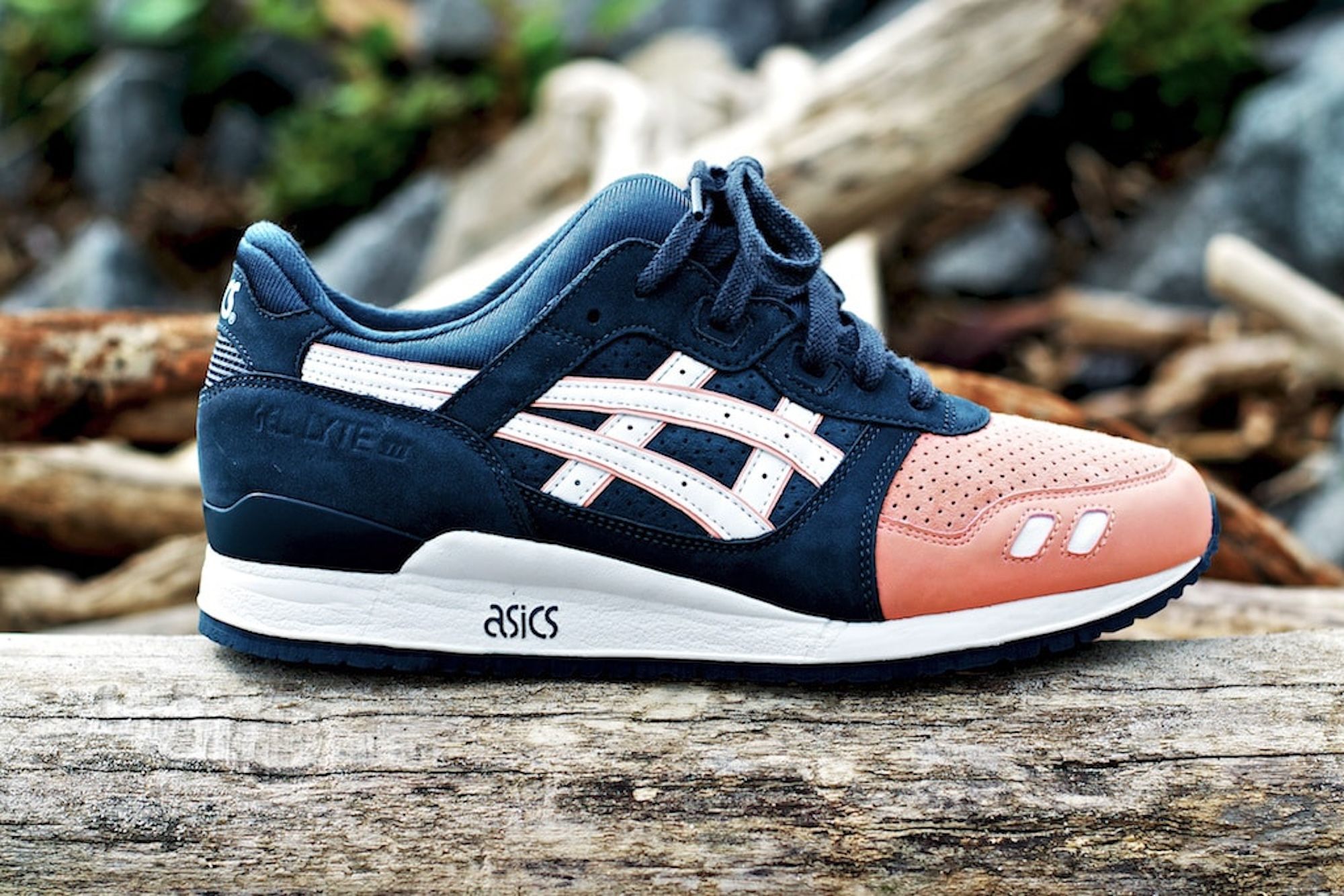 Ronnie Fieg ASICS GEL-LYTE III Salmon Toe original 2011