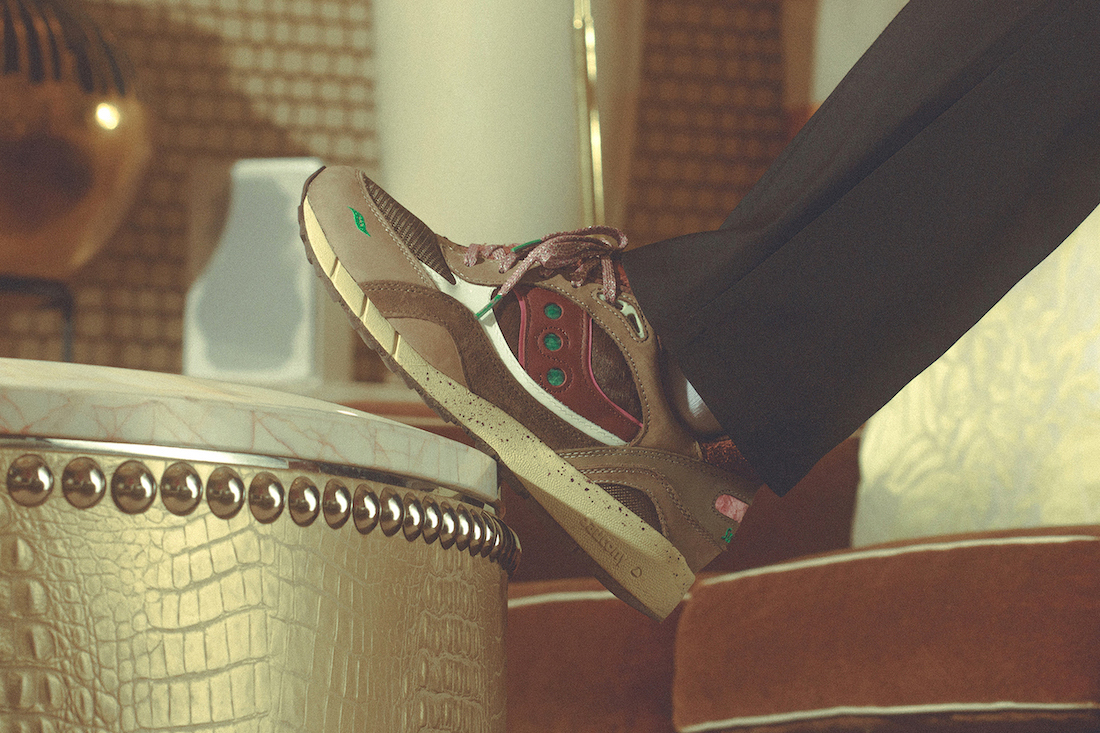 Saucony Shadow 6000 on feet