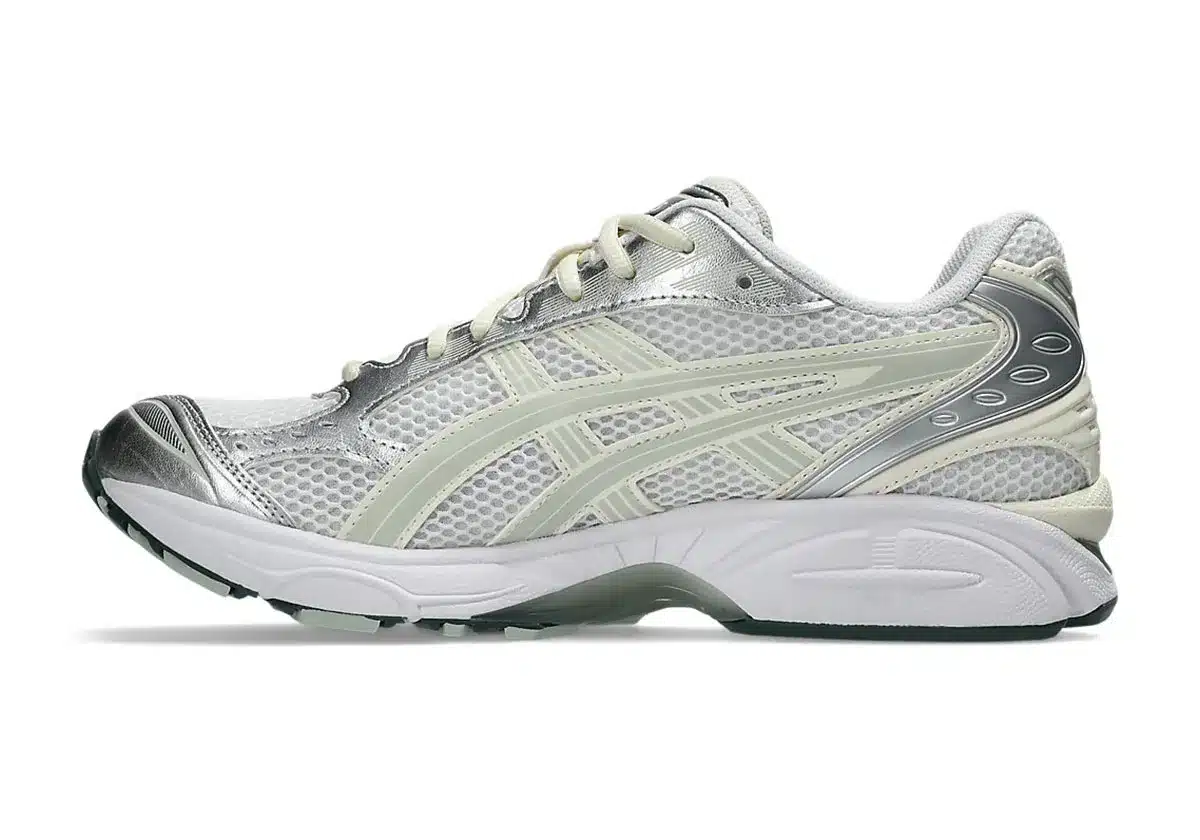 ASICS GEL-Kayano 14 Sage mesh and overlay construction