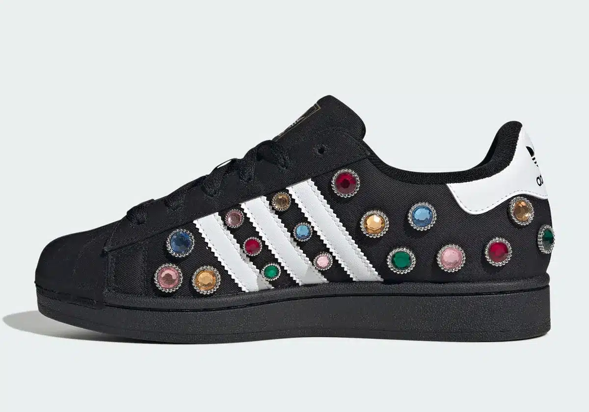 adidas Superstar Jewel heel view with white heel tab and trefoil logo