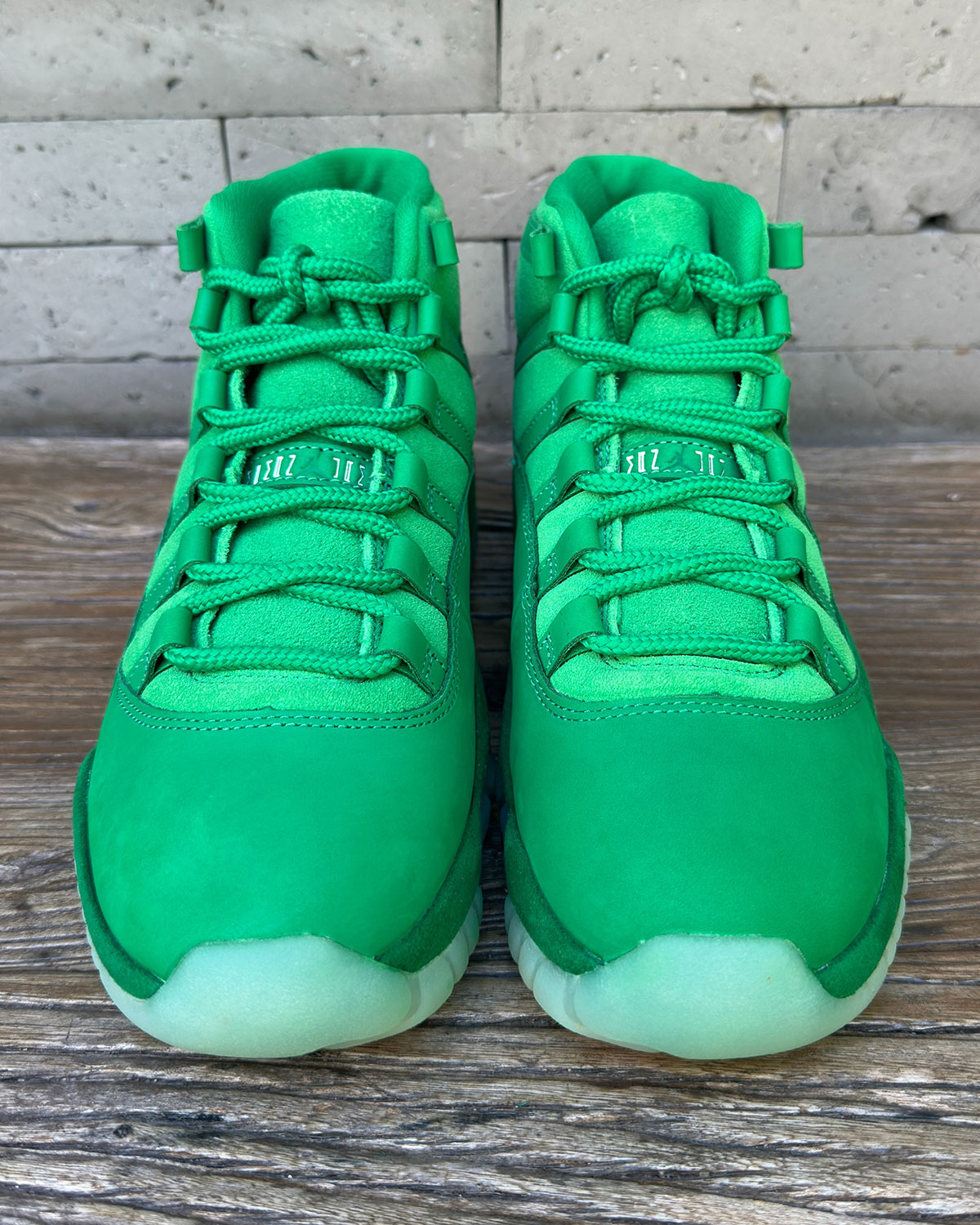Air Jordan 11 Green Screen toe box and lace detail showing green laces and lace locks